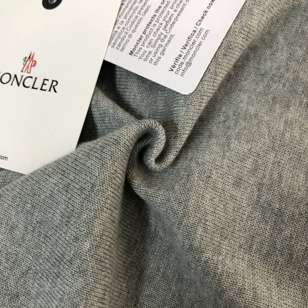 P110，MON*CLER New Arrival ～ Classic 。 ， ， ， ， ， 。 ， logo ， Versatile Hot Sale✨✨ ！ ！ ：Black White Gray Size：M L XL XXL 3XL（ 200 ）